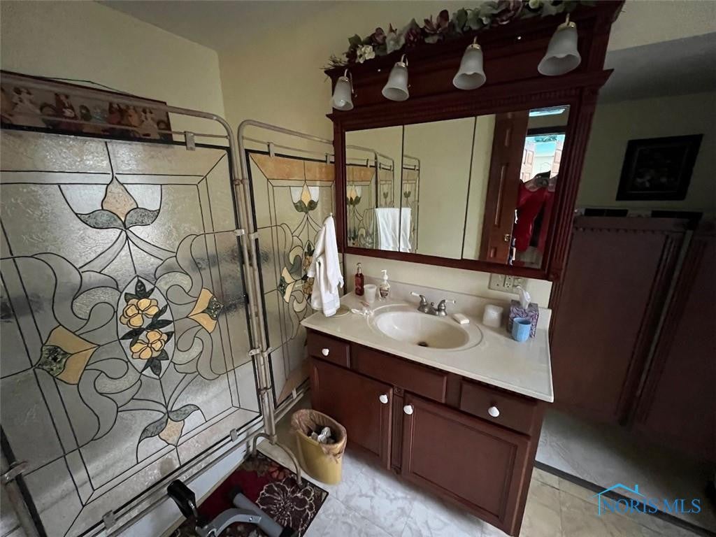 1045 South Bloom Road Fremont, OH 43420 - Photo 23 of 45 Gallery Image 23