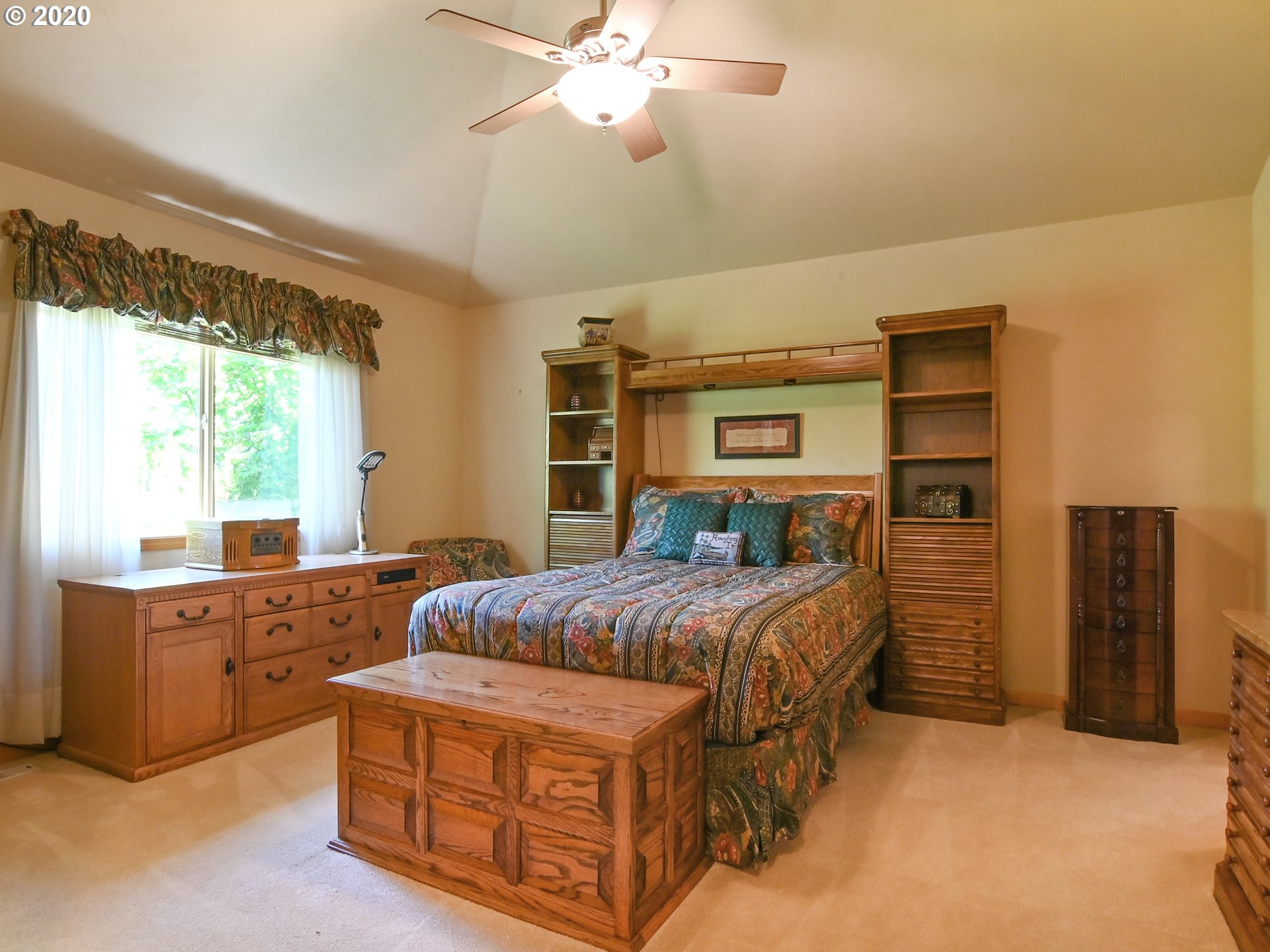 841 River Knoll Way Springfield, OR 97477 - Photo 20 of 32