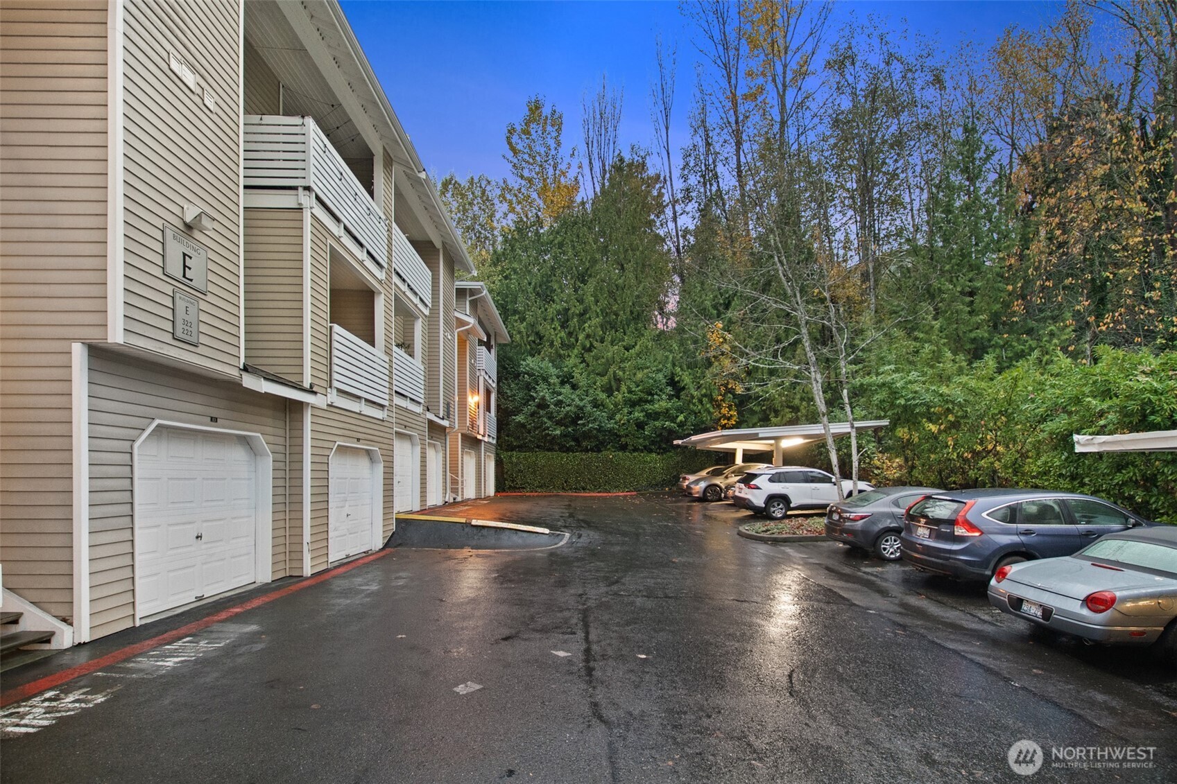 801 Rainier Avenue North, Unit E324 Renton, WA 98057 - Photo 21 of 26