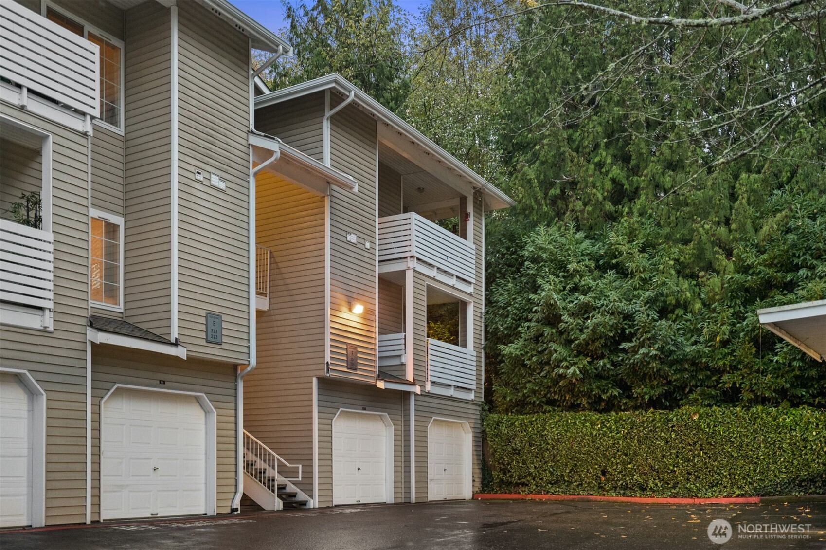 801 Rainier Avenue North, Unit E324 Renton, WA 98057 - Photo 22 of 26