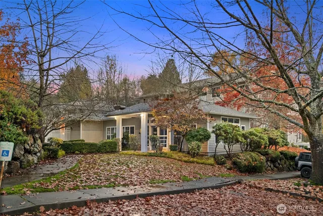 $285,000 | 801 Rainier Avenue North, Unit E324, Renton, WA 98057