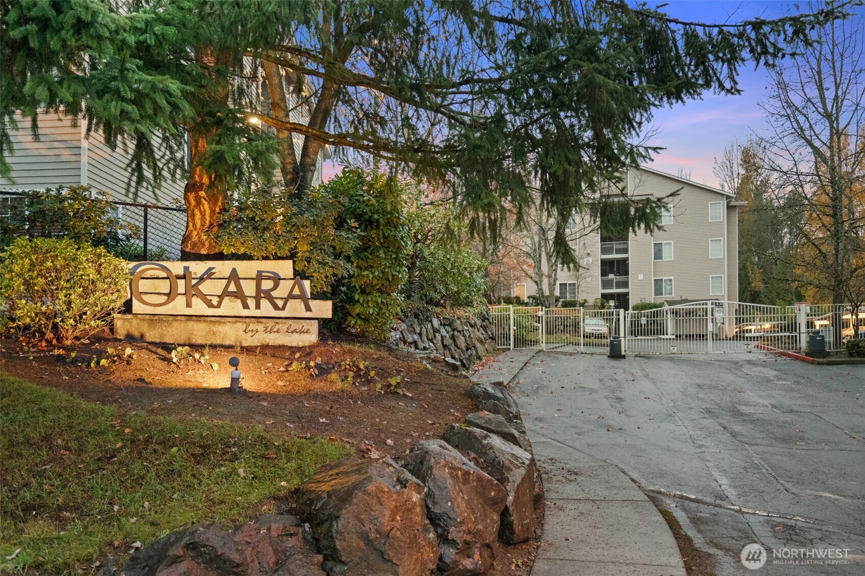 801 Rainier Avenue North, Unit E324 Renton, WA 98057 - Photo 24 of 26