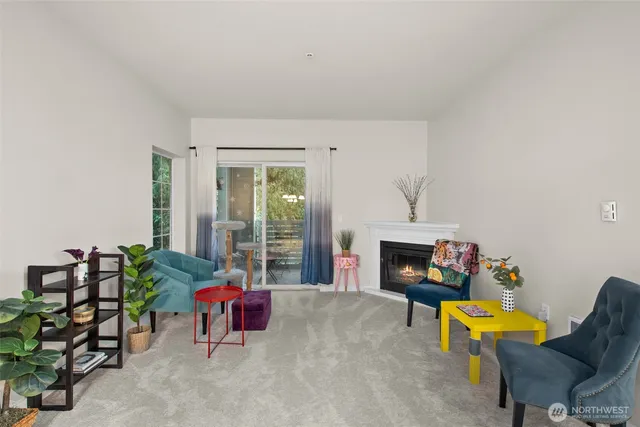 $285,000 | 801 Rainier Avenue North, Unit E324, Renton, WA 98057