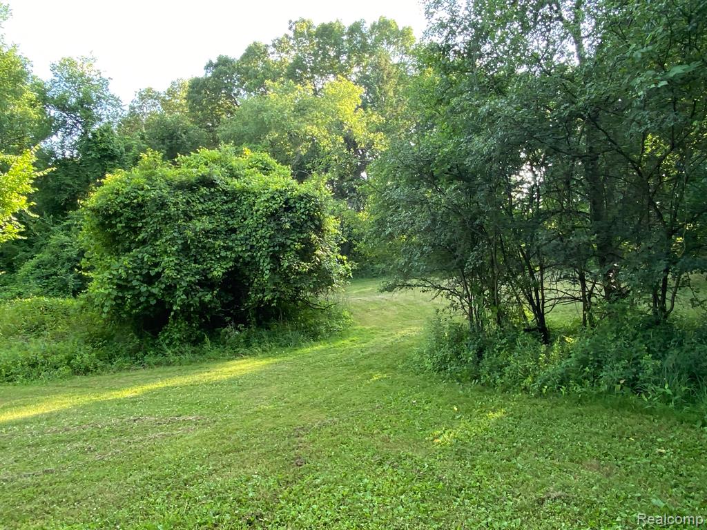 3500 Duke Road Oakland, MI 48363 - Photo 26 of 31