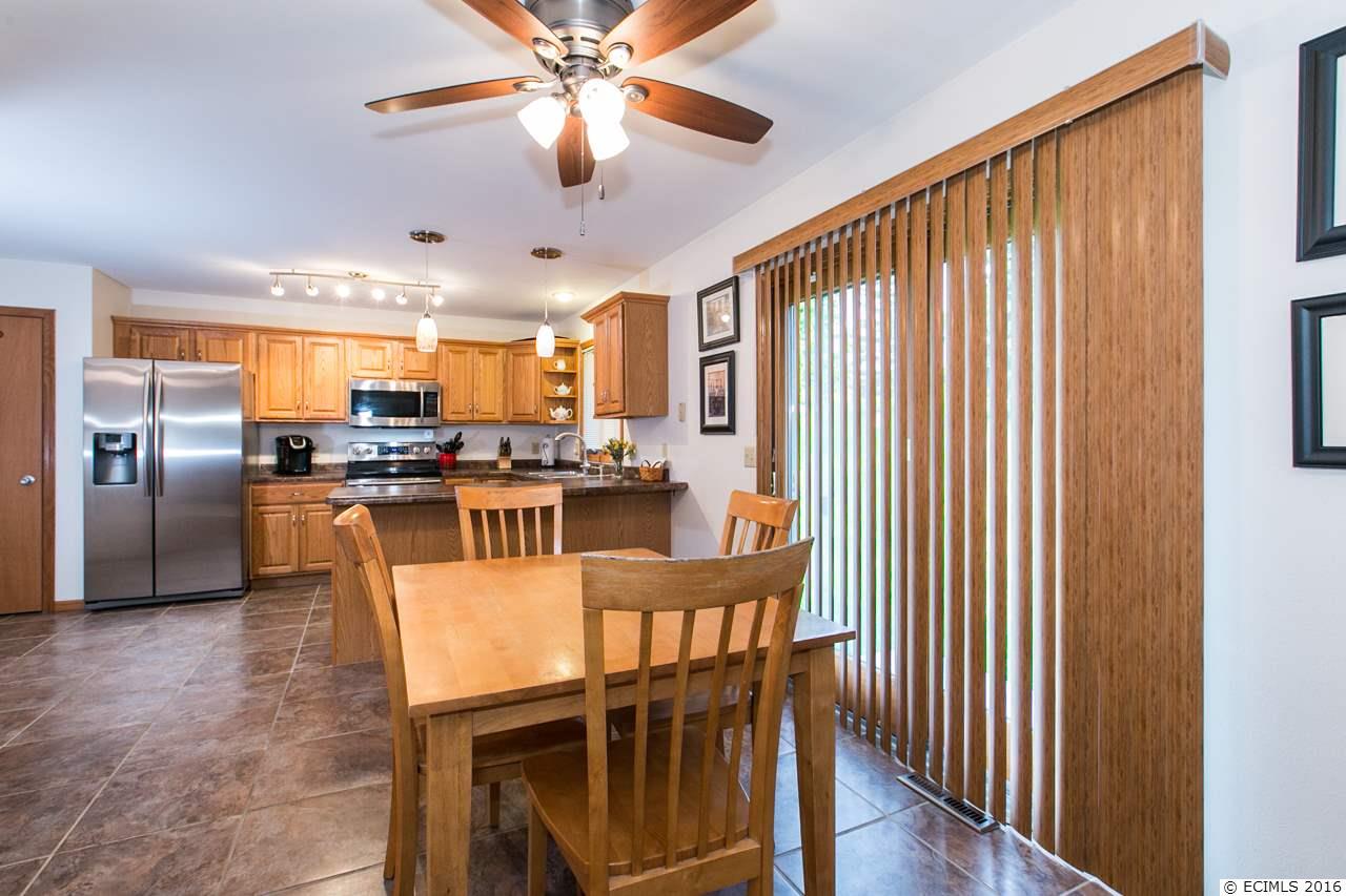 2185 Trenton Road Dubuque, IA 52002 - Photo 10 of 25 Gallery Image 10