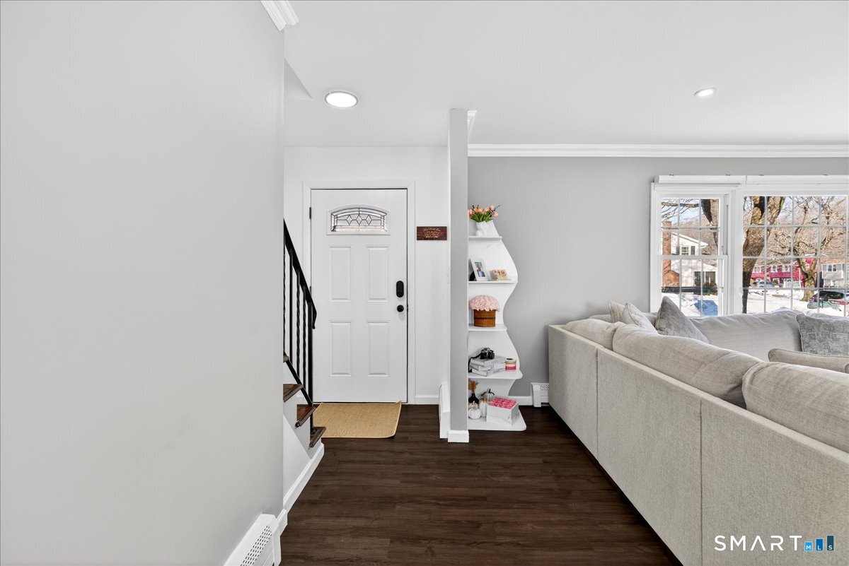 114 Daniel Road Hamden, CT 06517 - Photo 16 of 32