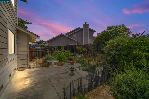 $525,000 | 2409 Lighthouse Court, Fairfield, CA 94534