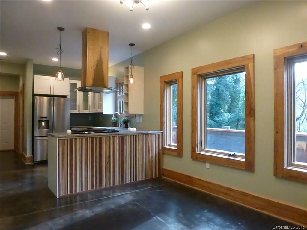 59 Gash Farm Road Asheville, NC 28805 - Photo 6 of 24 Gallery Image 6