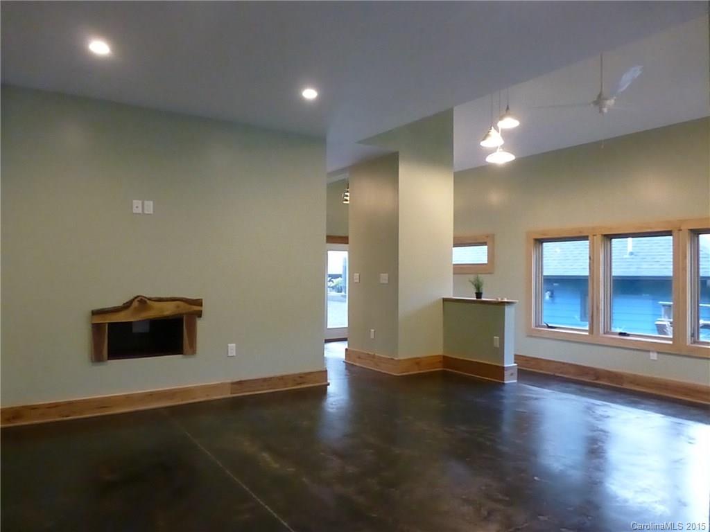 59 Gash Farm Road Asheville, NC 28805 - Photo 8 of 24 Gallery Image 8