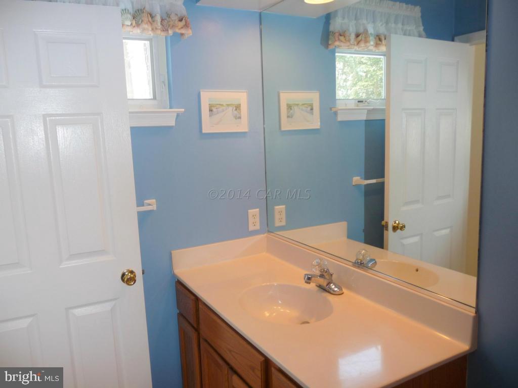 12 Rabbit Run Lane Ocean Pines, MD 21811 - Photo 23 of 35