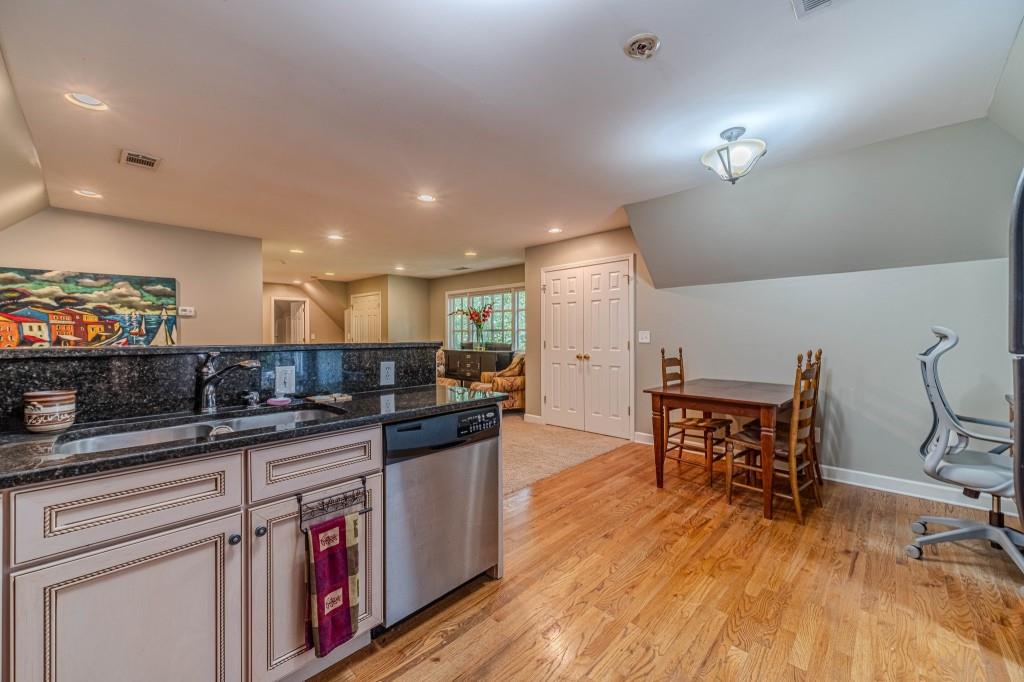 200 Johnson Road Suwanee, GA 30024 - Photo 75 of 95