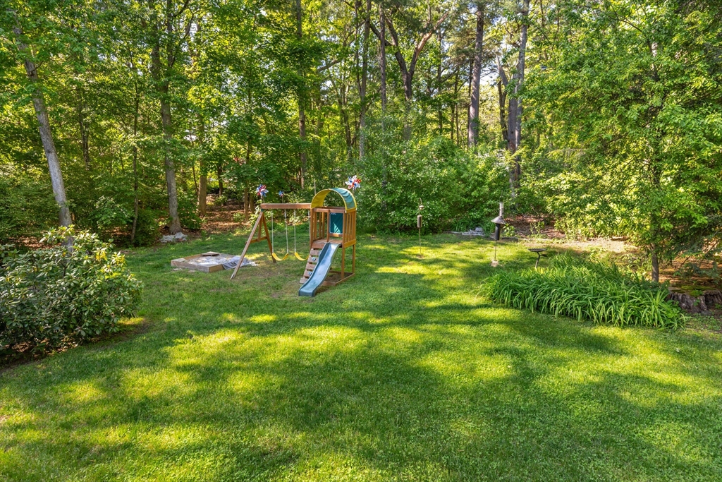 26 Hickory Road Sudbury, MA 01776 - Photo 25 of 26 Gallery Image 25