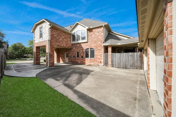 $3,450 | 17618 Raven Canyon Lane, Houston, TX 77095