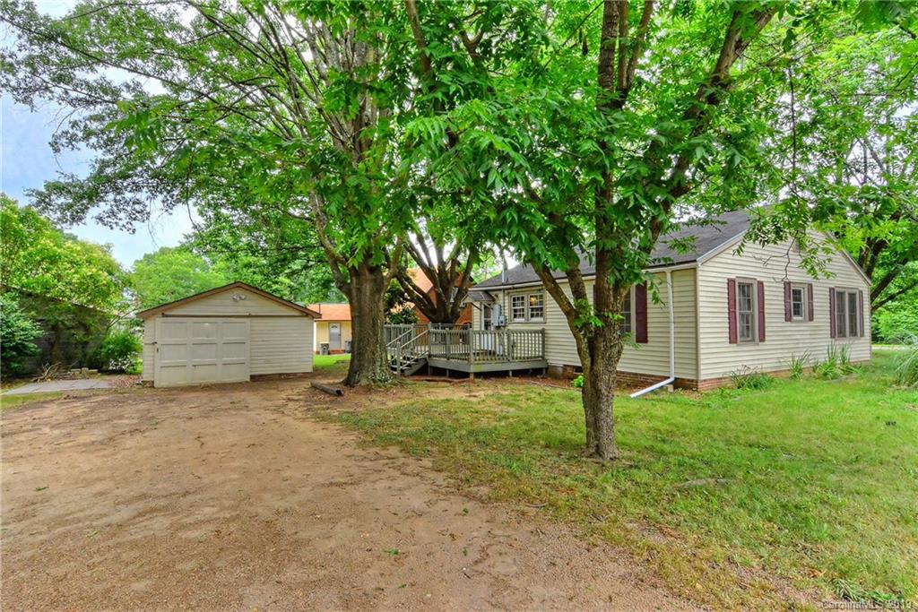 508 Ford Street Kannapolis, NC 28083 - Photo 2 of 13 a house with a tree in the background