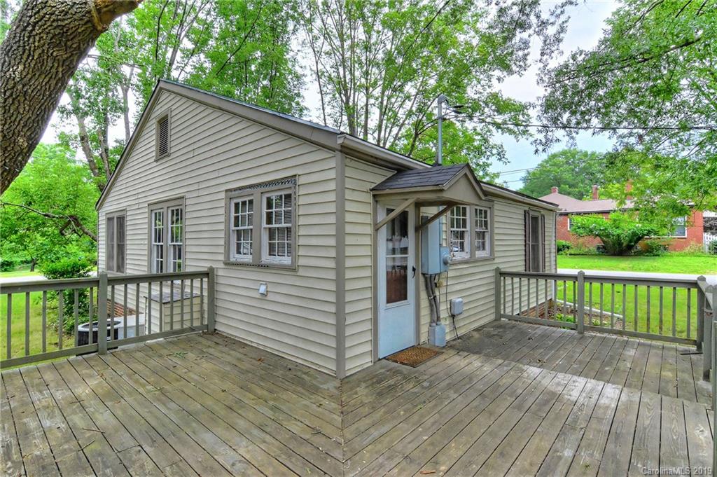 508 Ford Street Kannapolis, NC 28083 - Photo 12 of 13 a view of a house with a yard