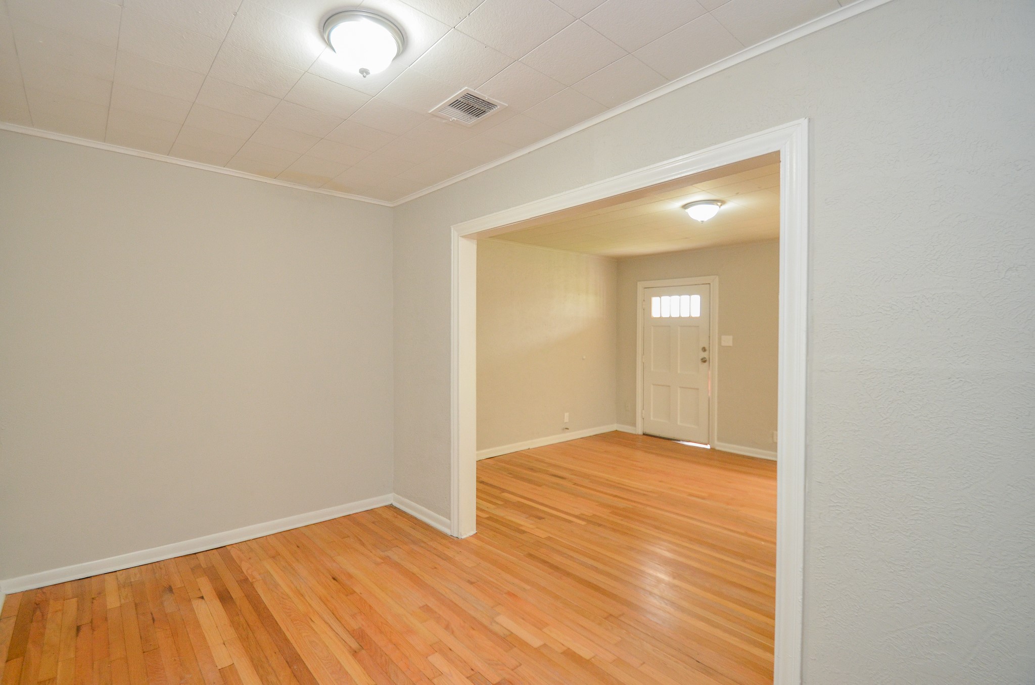 217 Owens Street Houston, TX 77029 - Photo 5 of 20