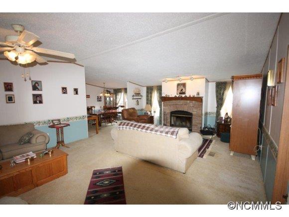 89 Old Case Road Fletcher, NC 28732 - Photo 5 of 16 Gallery Image 5