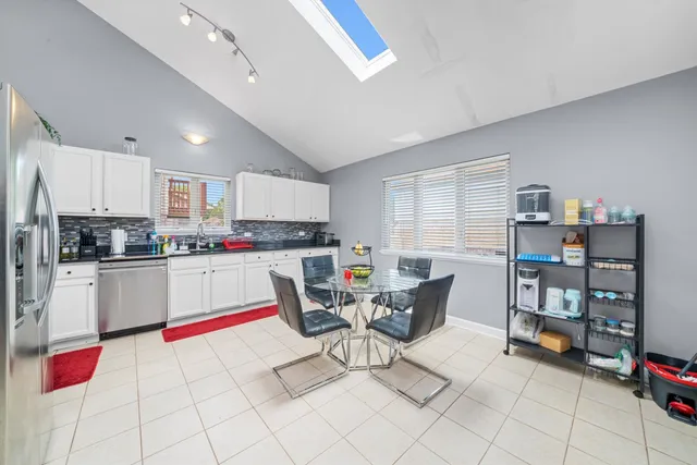 $3,300 | 3118 145th Street, Posen, IL 60469