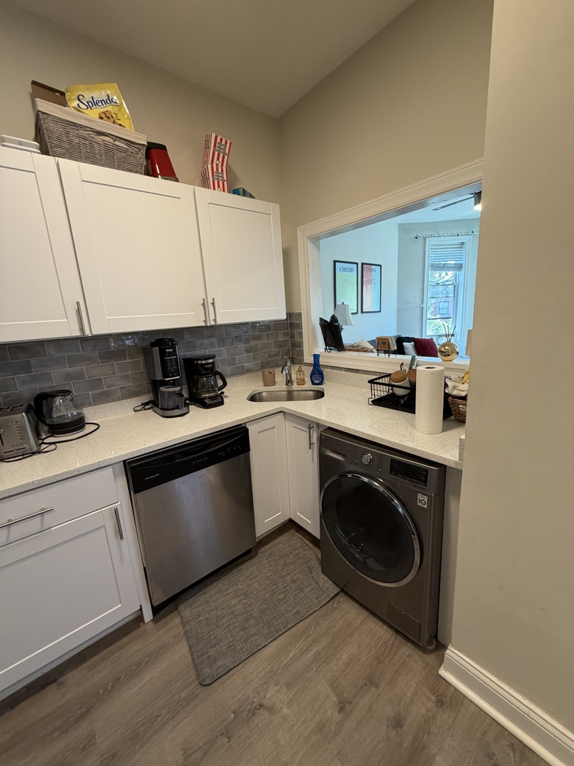 854 West George Street, Unit 3 Chicago, IL 60657 - Photo 6 of 22