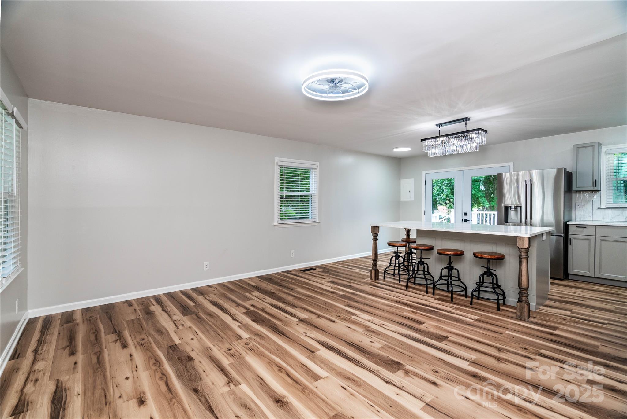305 Linden Circle Gastonia, NC 28054 - Photo 11 of 37 a living room with furniture and a table
