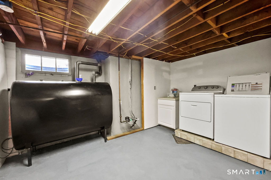 250 Edward Street Wethersfield, CT 06109 - Photo 27 of 30