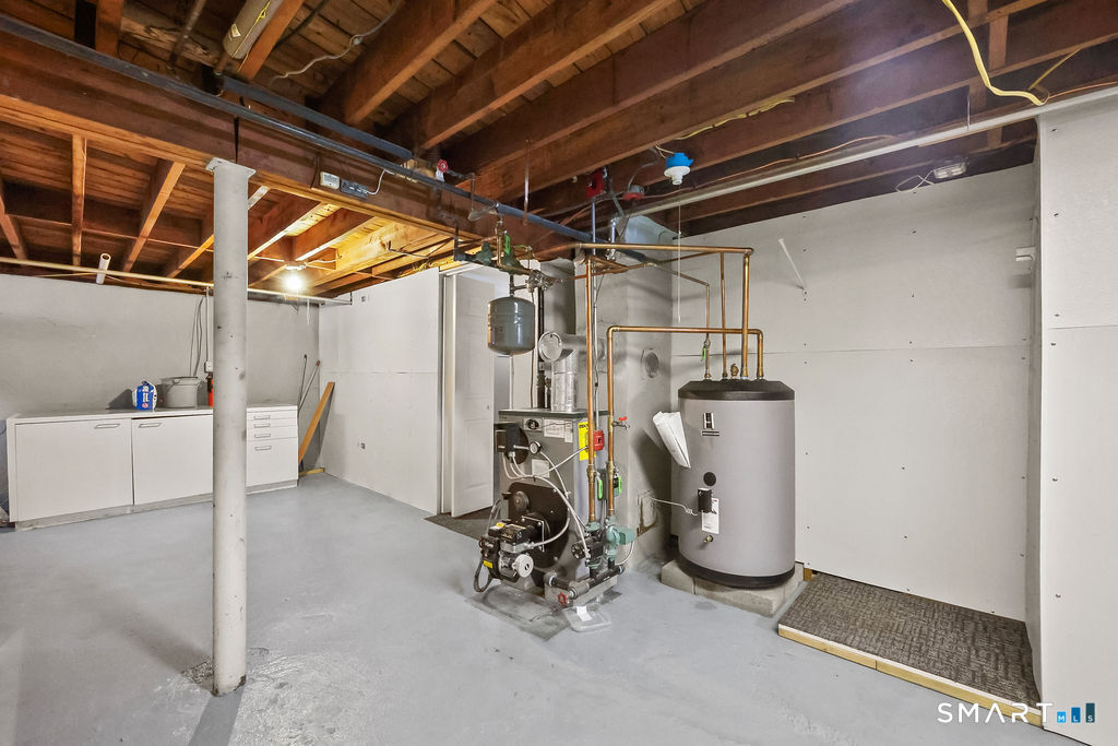 250 Edward Street Wethersfield, CT 06109 - Photo 28 of 30