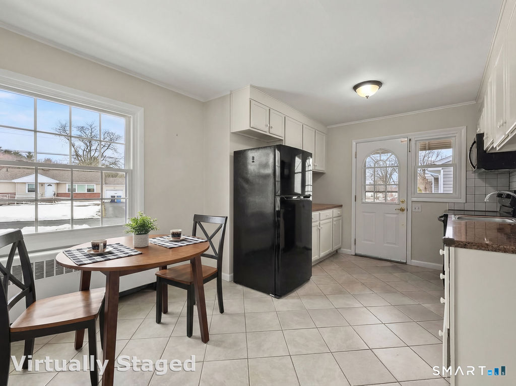 250 Edward Street Wethersfield, CT 06109 - Photo 8 of 30