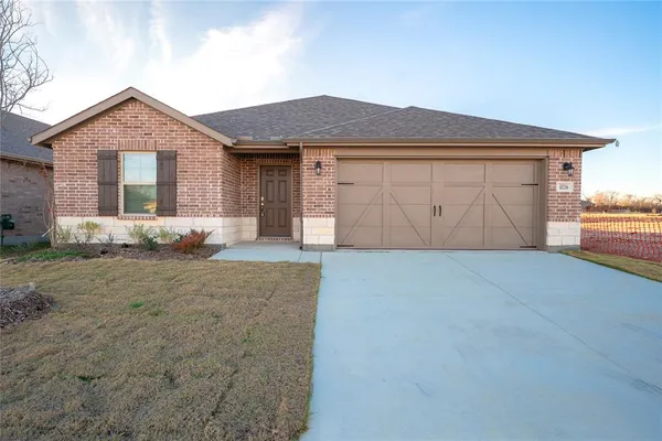 $2,200 | 4116 Limestone Blf Drive, Celina, TX 75009