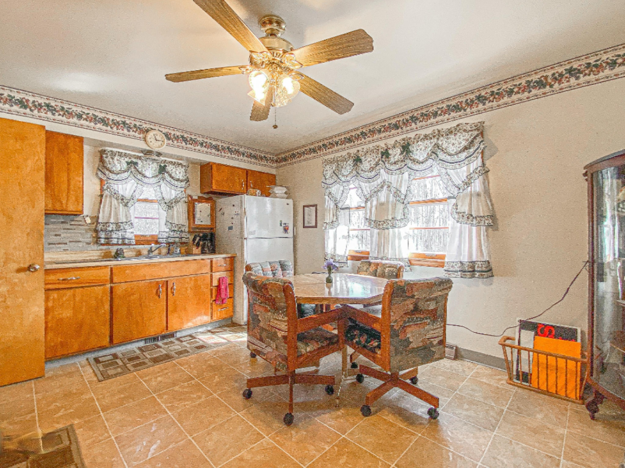 87868 60th Street Decatur, MI 49045 - Photo 20 of 39 IMG_1740
