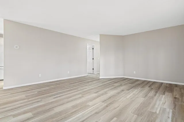 $319,900 | 35 Knollwood Street, Annandale, MN 55302