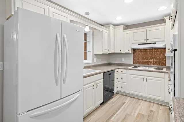 $319,900 | 35 Knollwood Street, Annandale, MN 55302