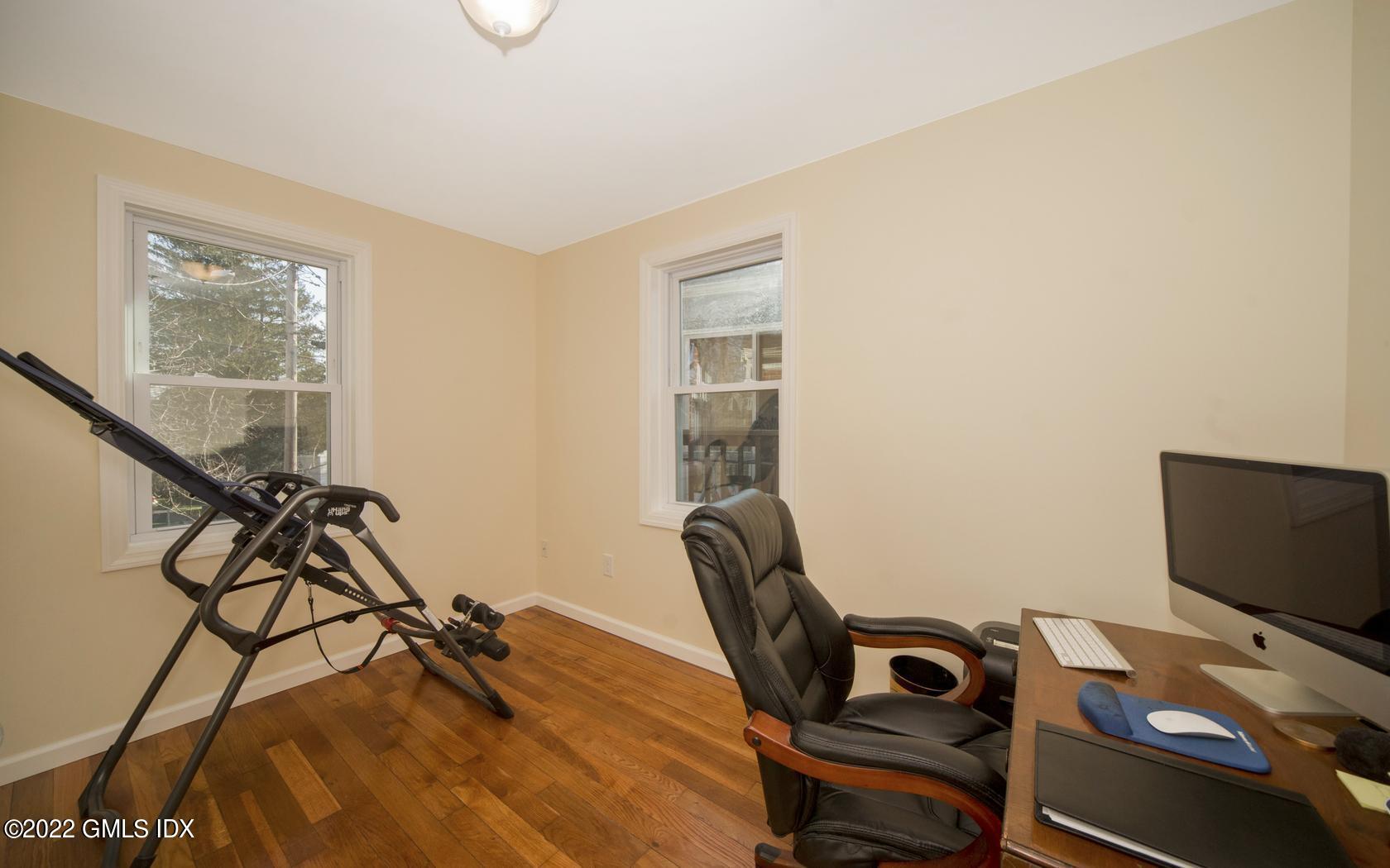 563 Jennings Road Fairfield, CT 06824 - Photo 10 of 15 10-photo-web-1680x1050-121895