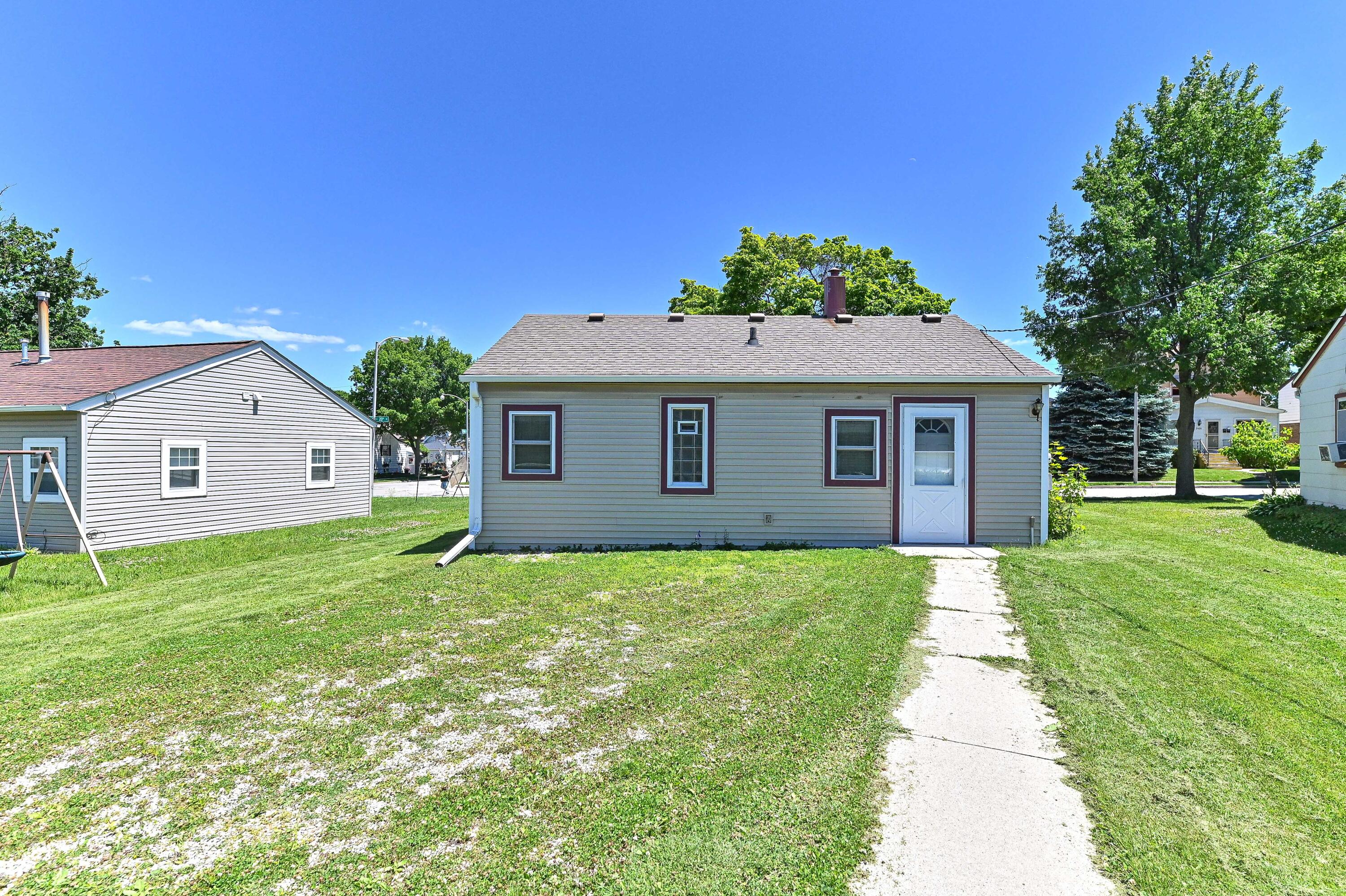 3409 South 20th Street Milwaukee, WI 53215 - Photo 26 of 28 s 20th-26