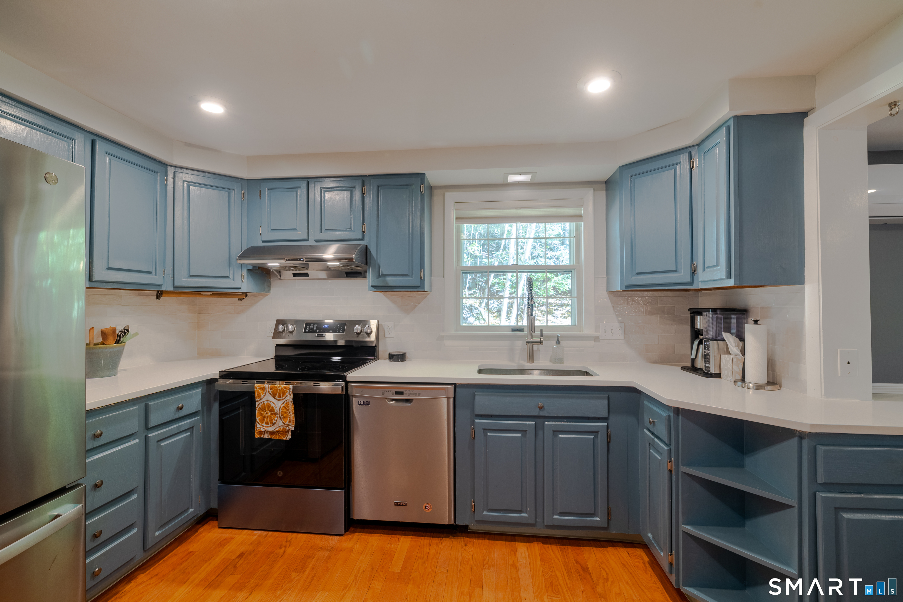 43 Whitney Road Groton, CT 06355 - Photo 15 of 34 Gallery Image 15