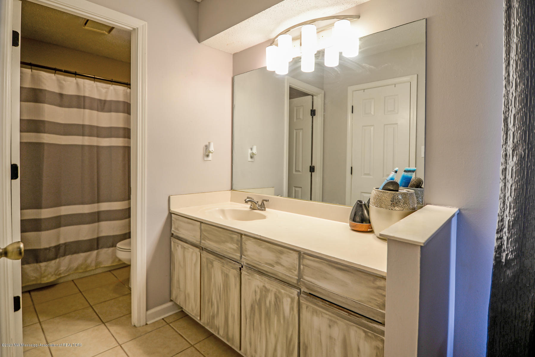 6335 Sandhurst Road Horn Lake, MS 38637 - Photo 5 of 11 2
