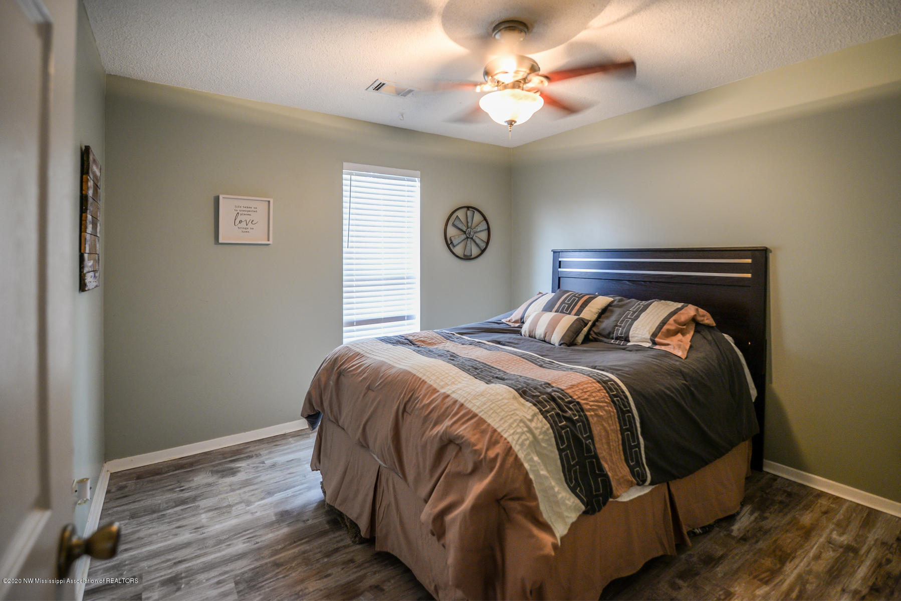6335 Sandhurst Road Horn Lake, MS 38637 - Photo 8 of 11 5