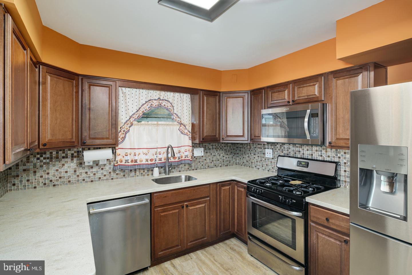22 Edgemoor Road Cheltenham, PA 19012 - Photo 12 of 26 Kitchen
