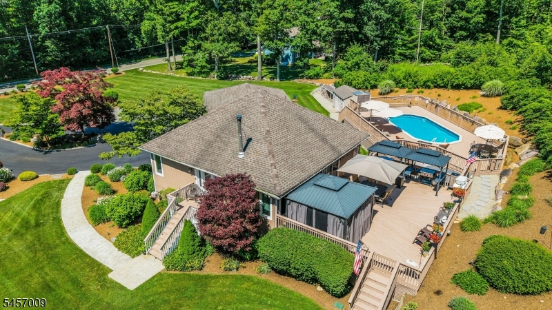 1034 Green Pond Road Newfoundland, NJ 07435 - Photo 33 of 40 Gallery Image 33