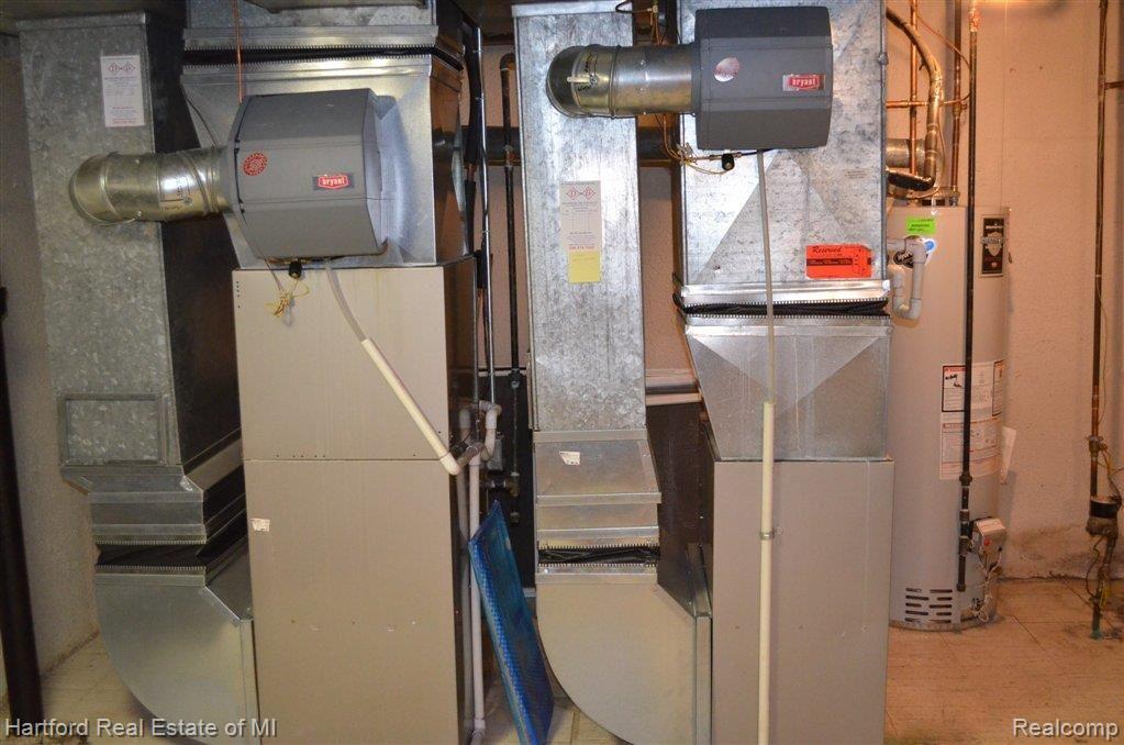 35675 Congress Road Farmington, MI 48335 - Photo 21 of 22 Newer Furnaces