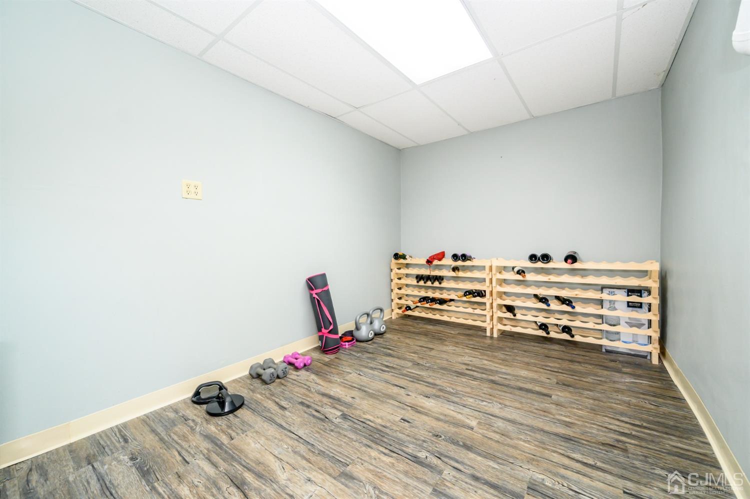 32 Woods Road Little Falls, NJ 07424 - Photo 20 of 36 Gallery Image 20