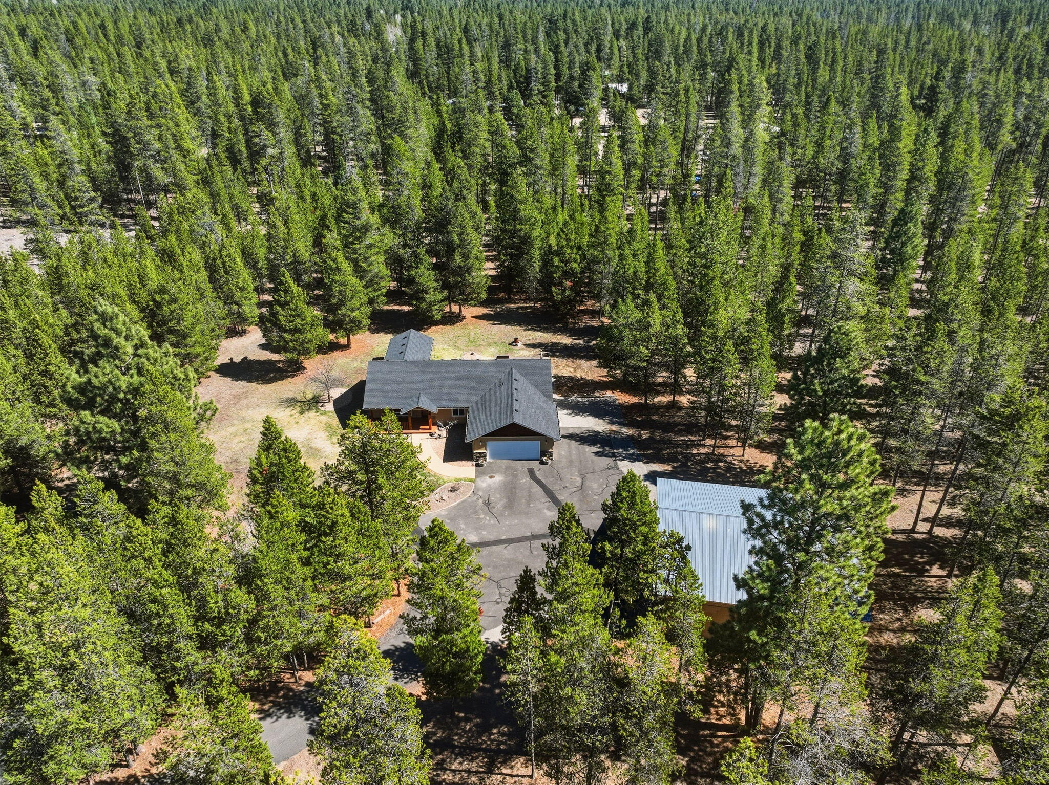 52220 Dorrance Meadow Road La Pine, OR 97739 - Photo 3 of 56 3-web-or-mls-Riley_Visuals_003