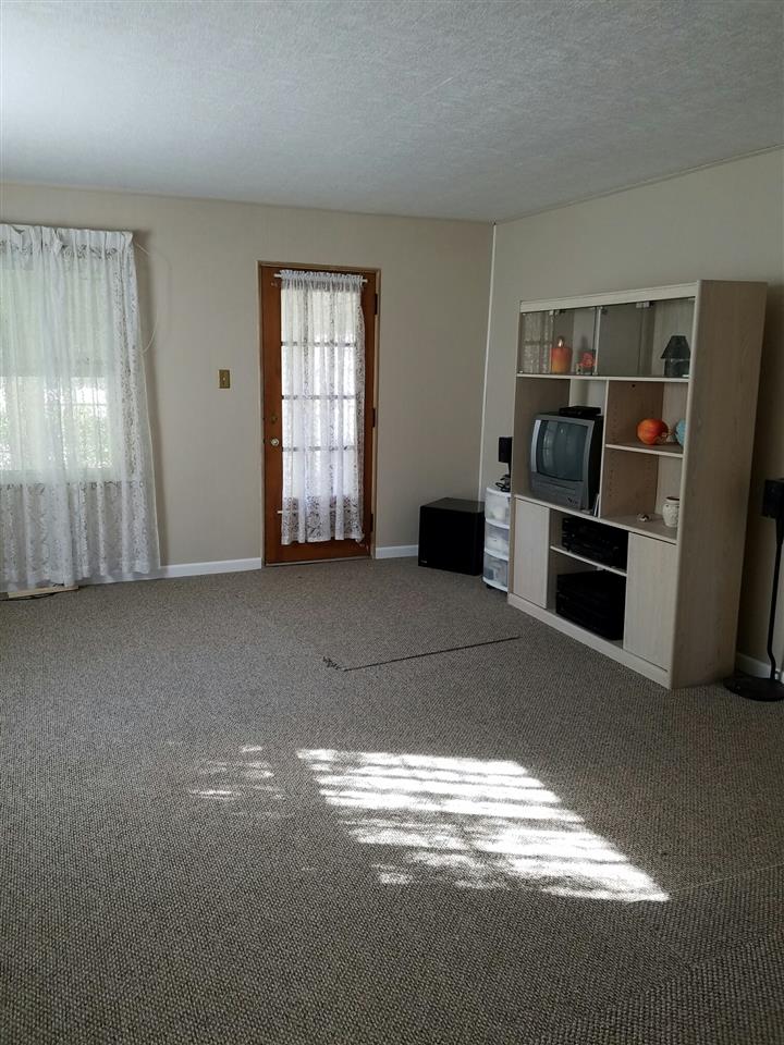 2021 East Paulding Road Fort Wayne, IN 46806 - Photo 3 of 16 Gallery Image 3