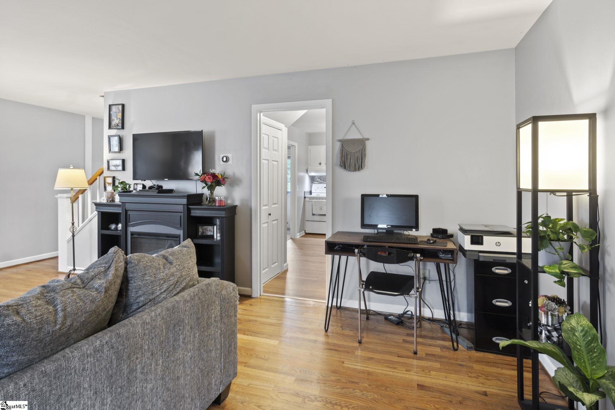 815 Edwards Road, Unit 12 Greenville, SC 29615 - Photo 6 of 31 Gallery Image 6