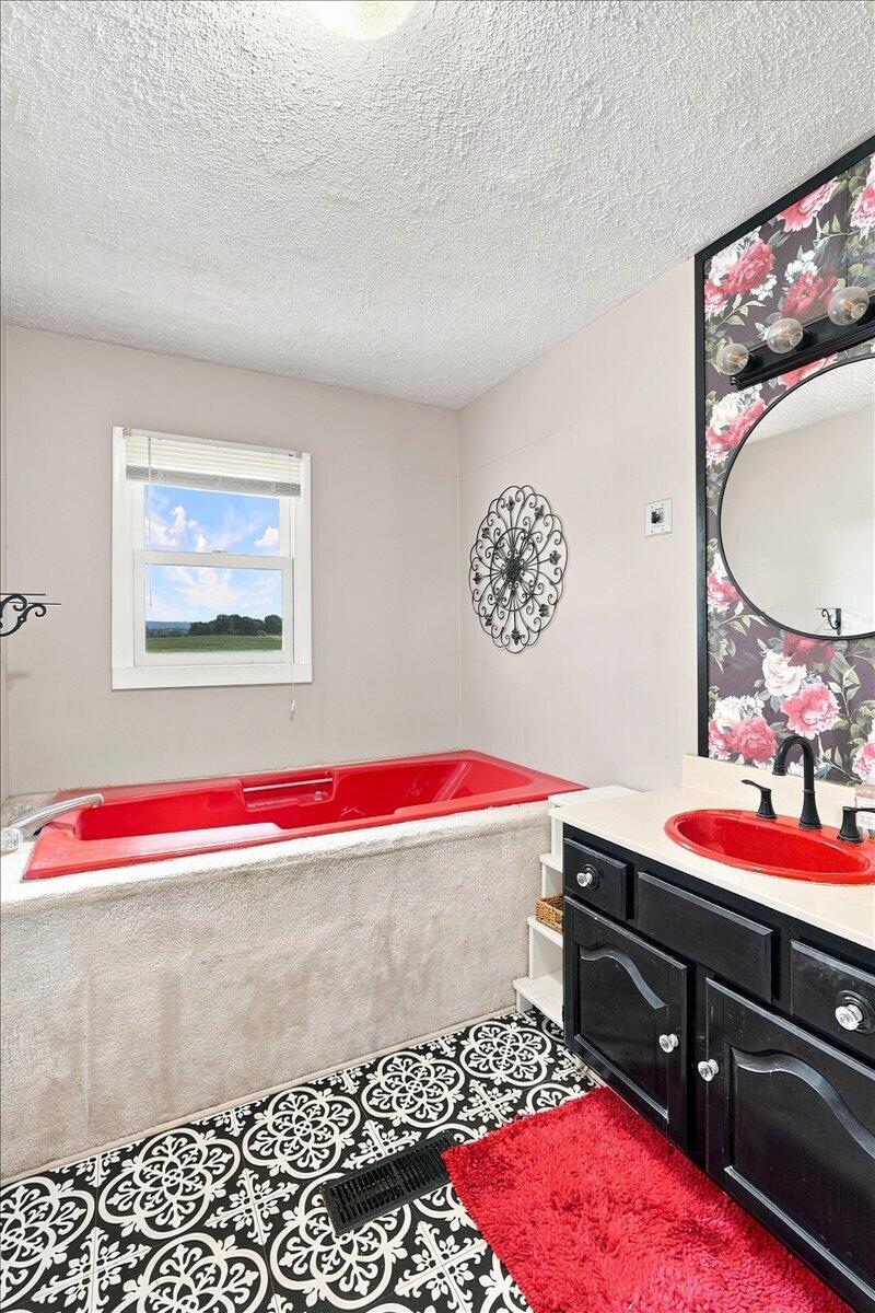 314 J D Bugg Road Fredonia, KY 42411 - Photo 26 of 69 34-DSC03524