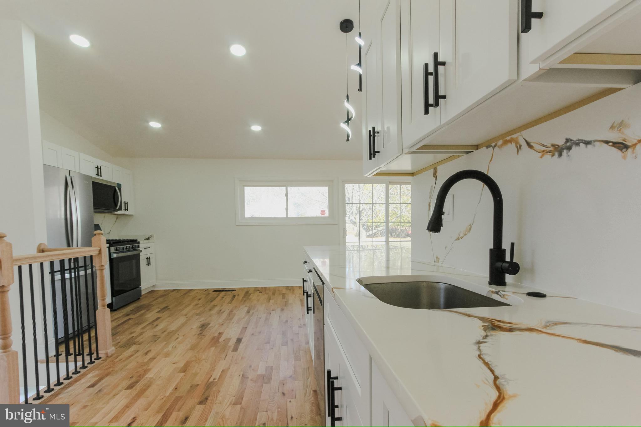 8206 Arrowhead Road Pikesville, MD 21208 - Photo 13 of 47