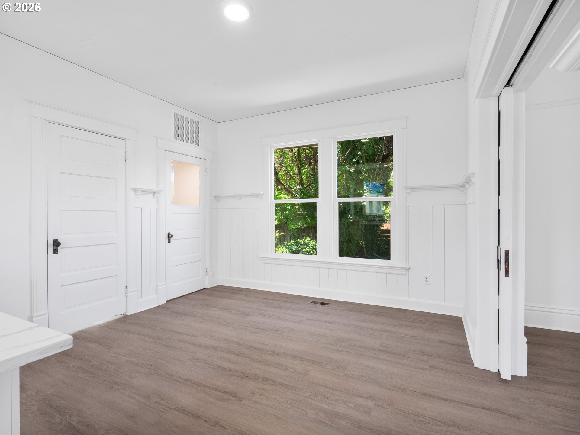 3818 Southeast Morrison Street Portland, OR 97214 - Photo 8 of 24