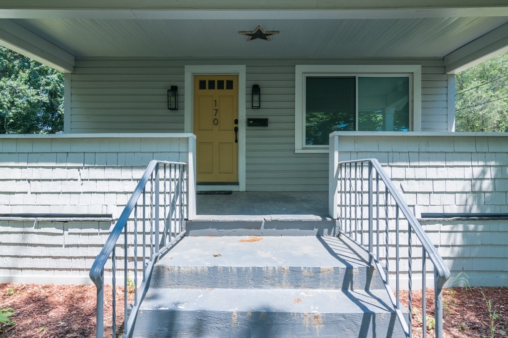 170 Plumtree Road Springfield, MA 01118 - Photo 29 of 31