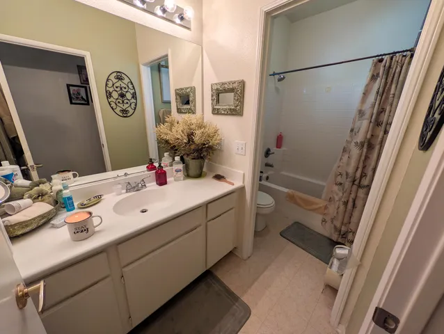 $580,000 | 82620 Grant Drive, Indio, CA 92201