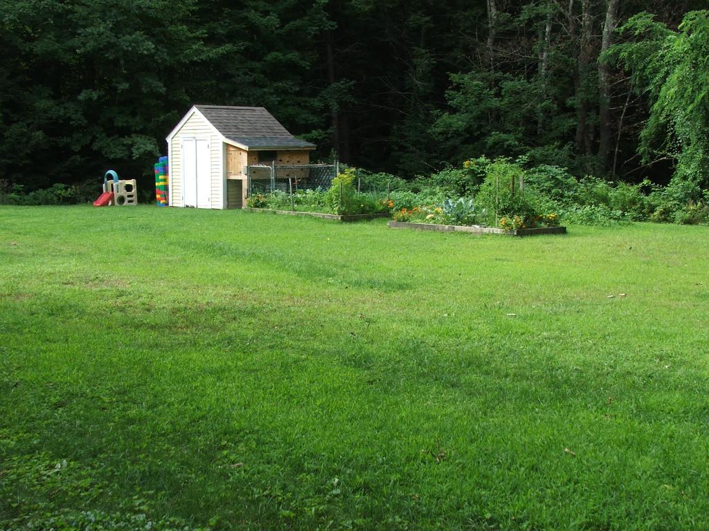 81 Meredith Neck Road Meredith, NH 03253 - Photo 14 of 28