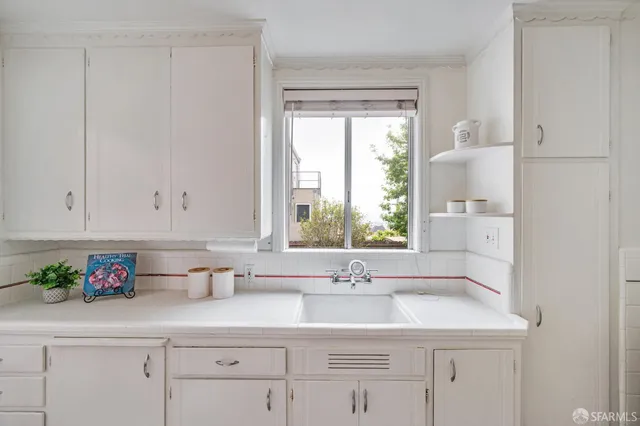 $1,295,000 | 1883-1885 16th Avenue, San Francisco, CA 94122